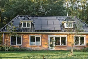 casa-de-campo-placas-solares.jpg